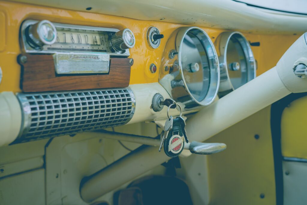 deducir el coche como autónomo